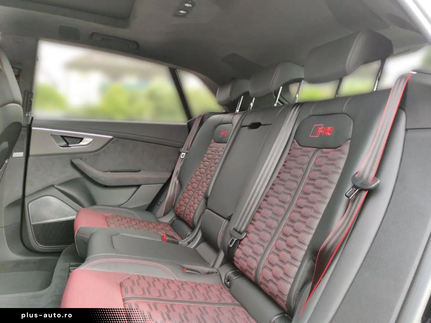 AUDI RSQ8 performance