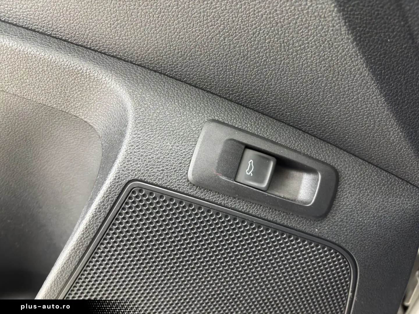 SKODA Karoq Selection 2.0 TDI