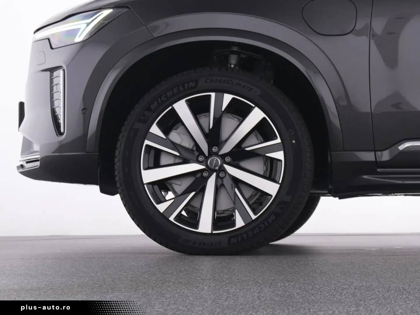 VOLVO XC90 2025 — imagine 19