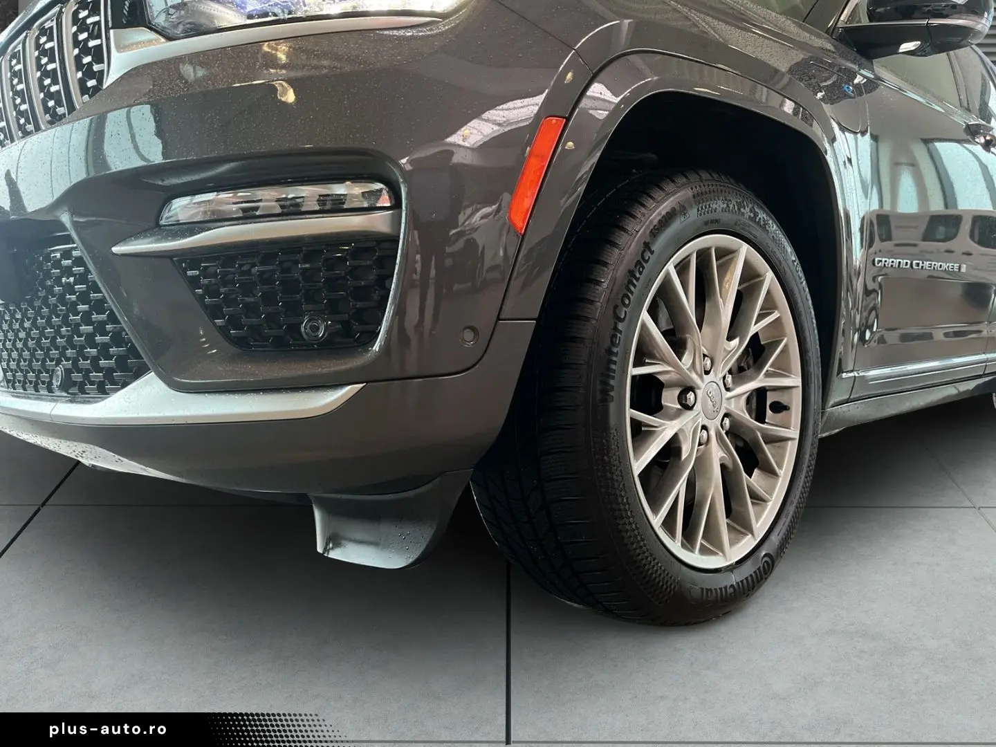 JEEP Grand Cherokee 2025 — imagine 4