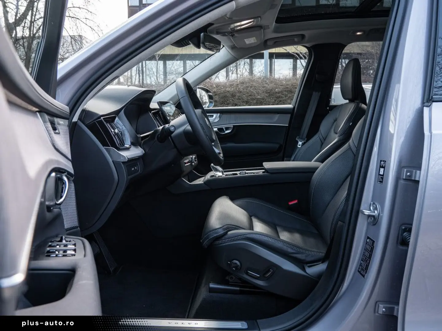 VOLVO XC90 T8 Ultra Dark Recharge Plug-In Hybrid AWD