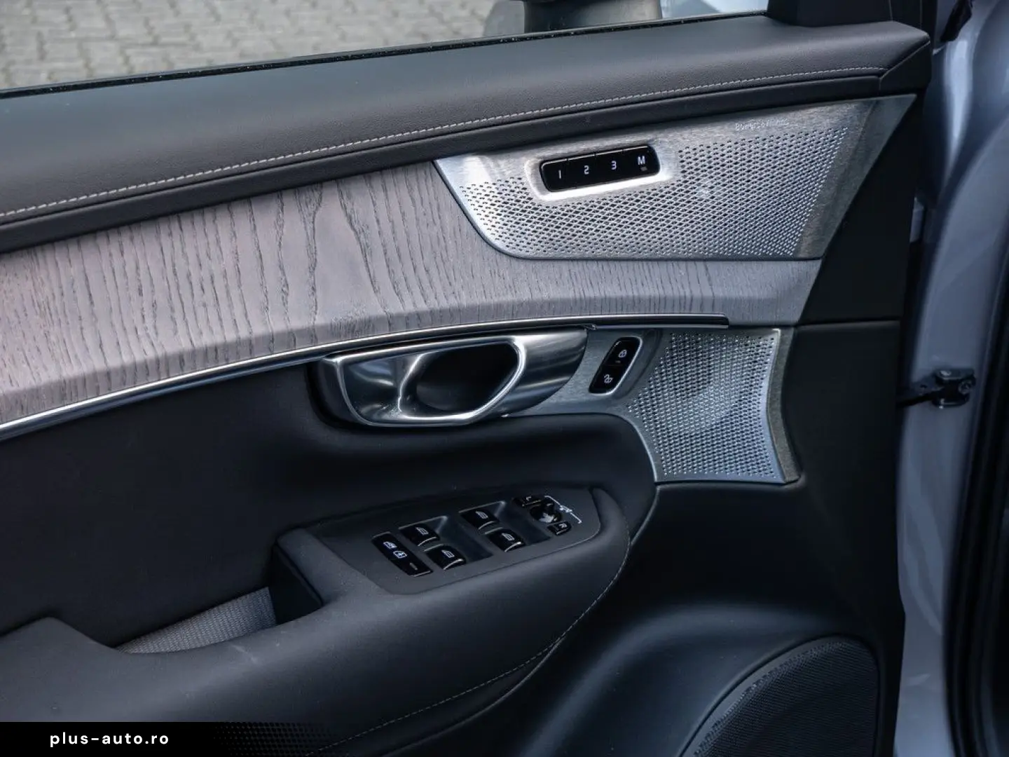 VOLVO XC90 T8 Ultra Dark Recharge Plug-In Hybrid AWD