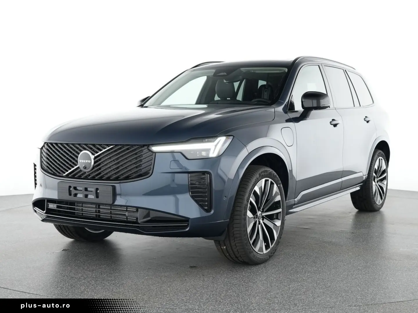 VOLVO XC90 T8  Plus Dark Recharge Plug-In Hybrid AWD
