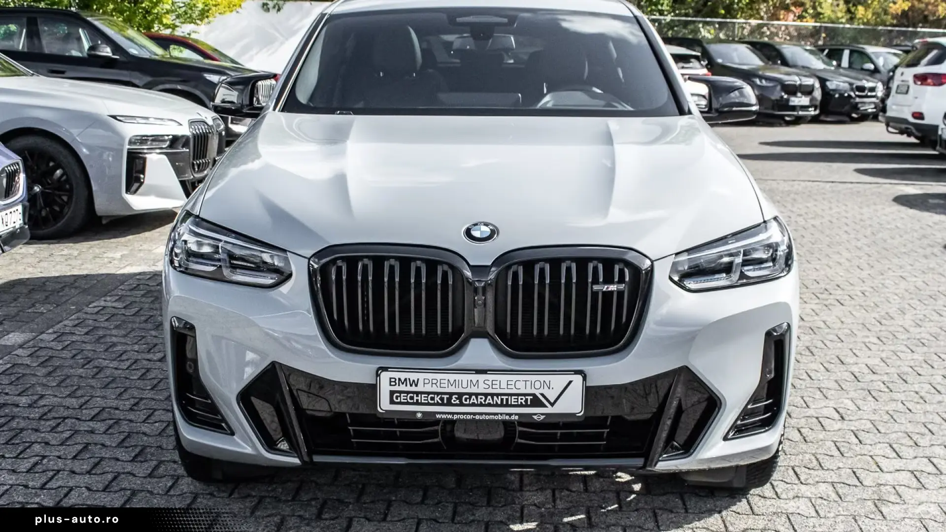 BMW X4 M40i xDrive LASERLIGHT • HUD • PANO