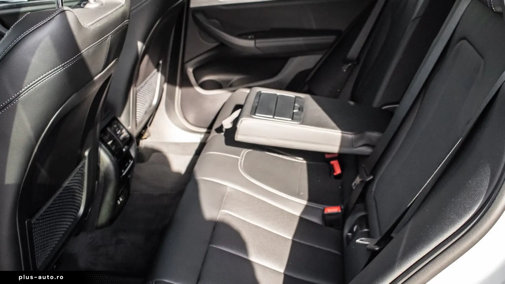 BMW X4 M40i xDrive LASERLIGHT • HUD • PANO