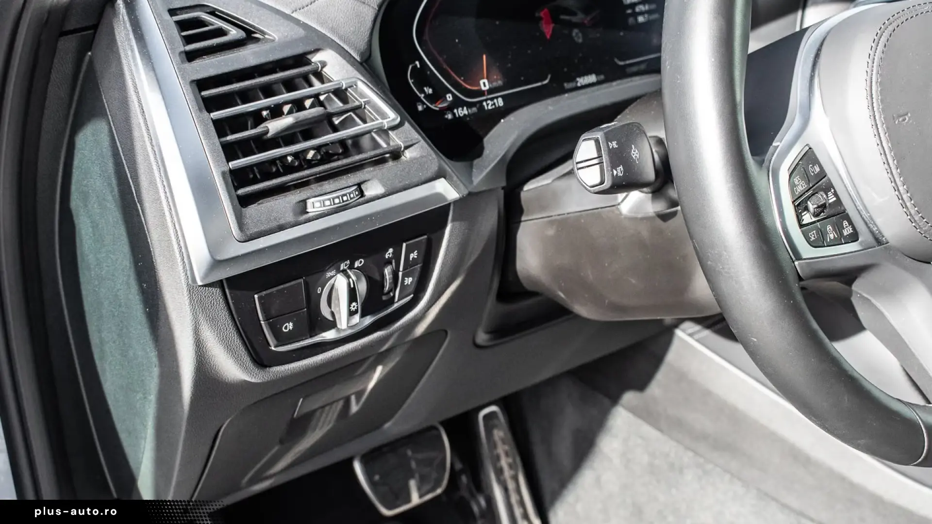 BMW X4 M40i xDrive LASERLIGHT • HUD • PANO