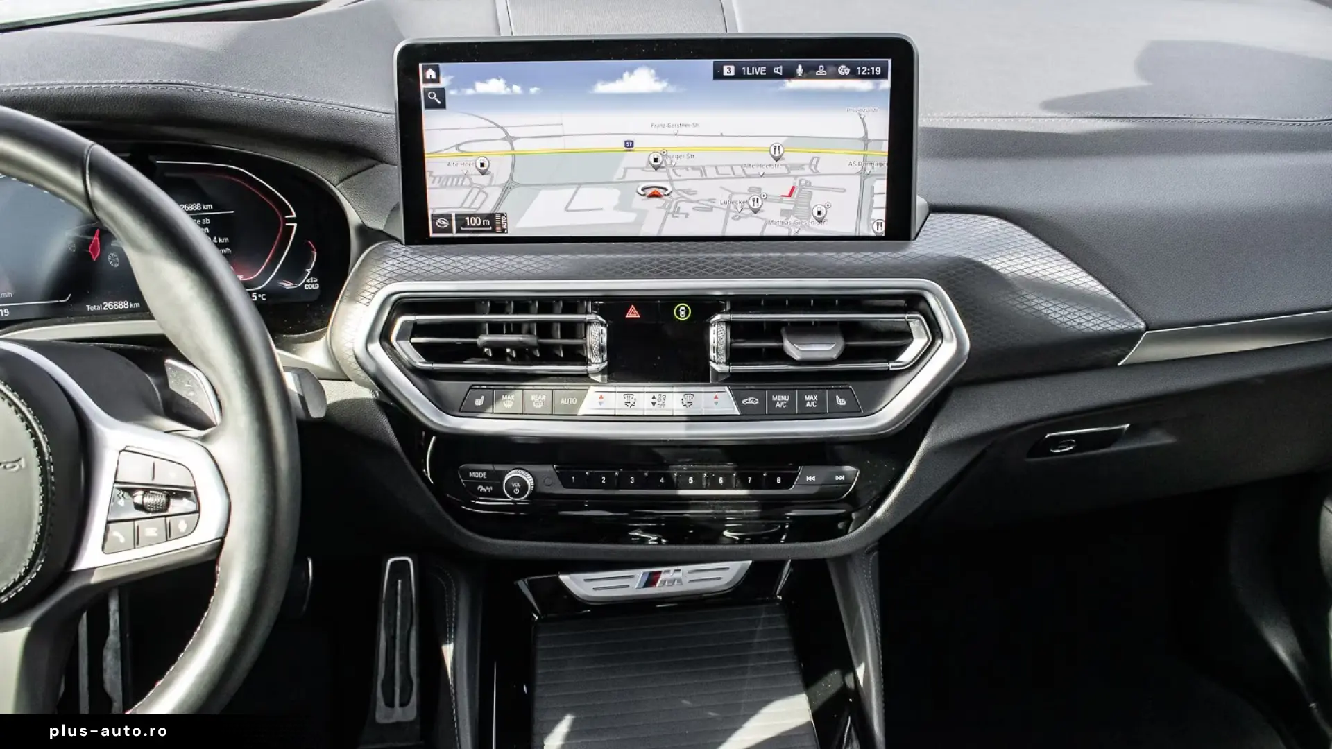 BMW X4 M40i xDrive LASERLIGHT • HUD • PANO