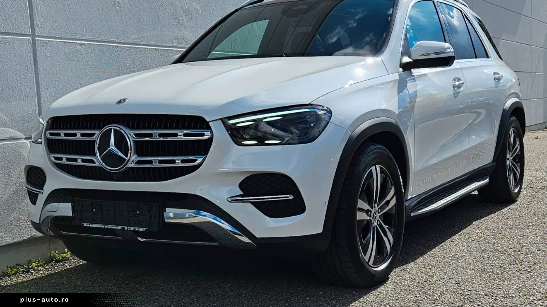 Mercedes-Benz GLE 300 d 4MATIC 7 LOCURI • AIRMATIC