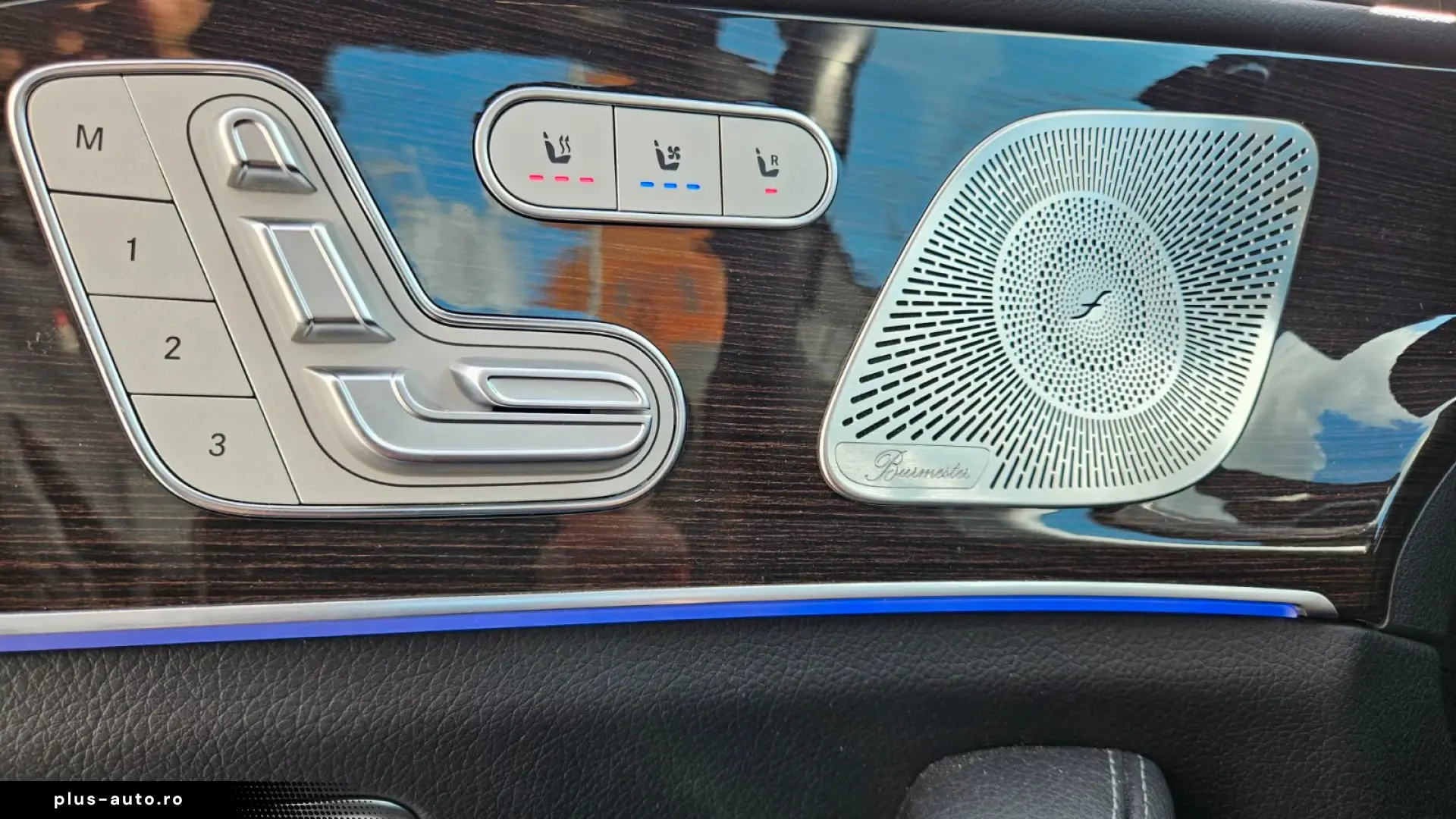 Mercedes-Benz GLE 300 d 4MATIC 7 LOCURI • AIRMATIC
