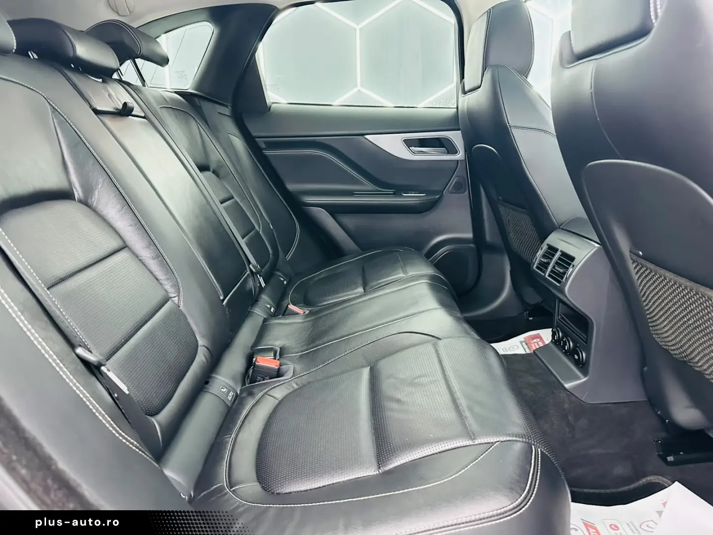 JAGUAR F-PACE 2017 2.0D E6 4X4 Garantie 12 Luni Rate Avans 0