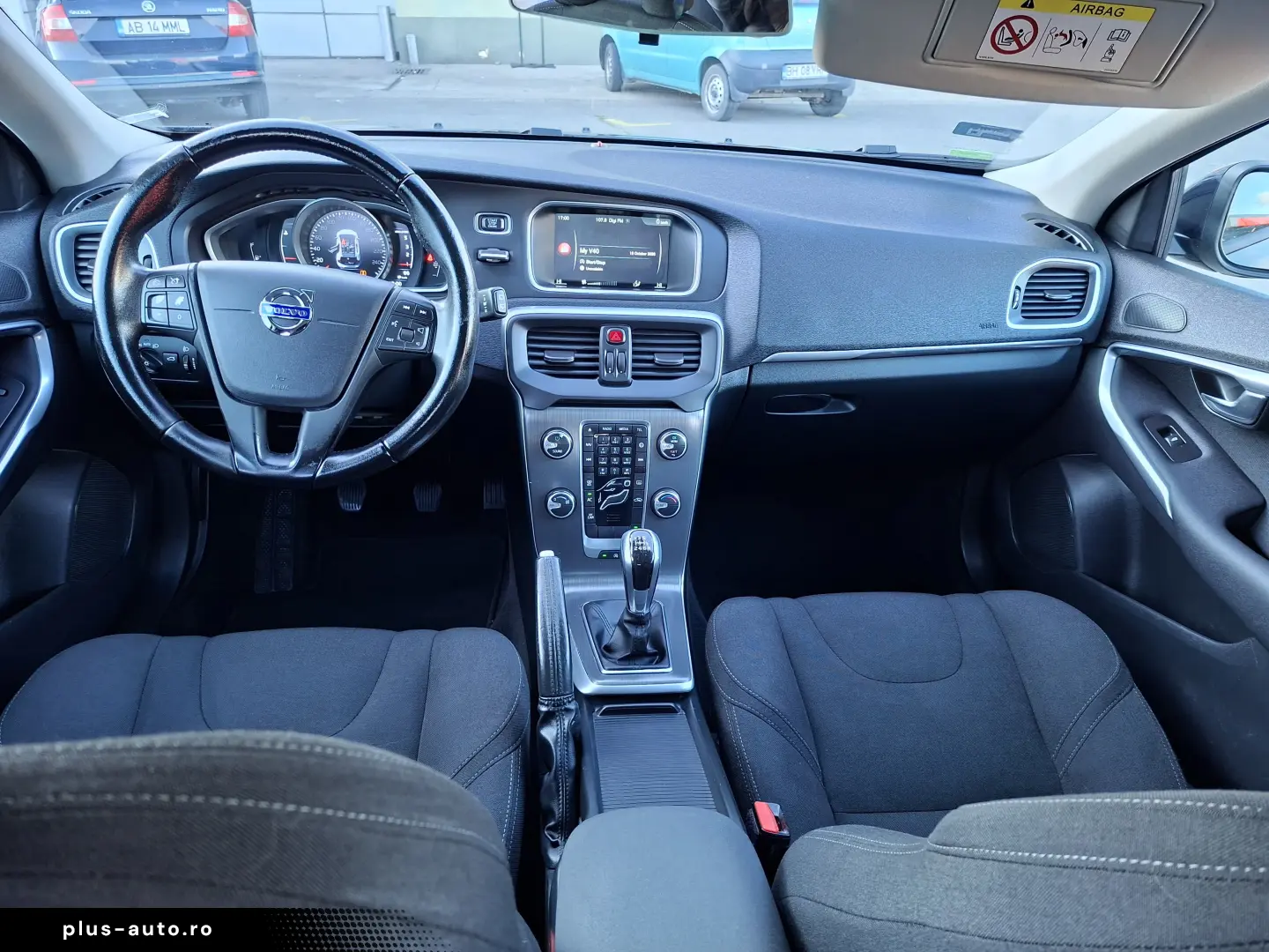Volvo V40