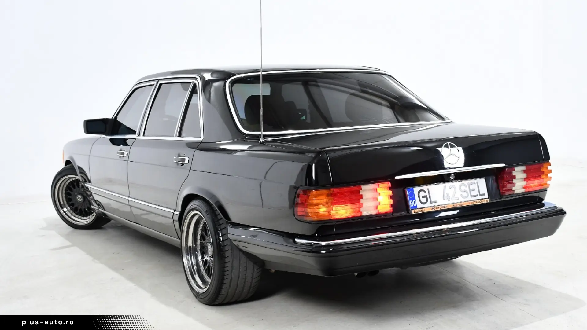 Mercedes-Benz 420 SEL