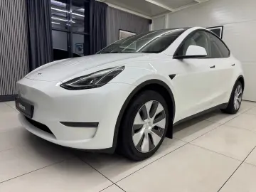 Tesla Model Y Long Range Dual Motor