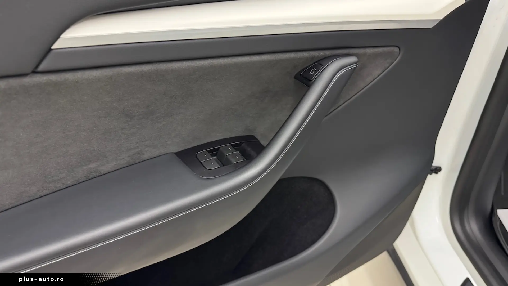 Tesla Model Y Long Range Dual Motor