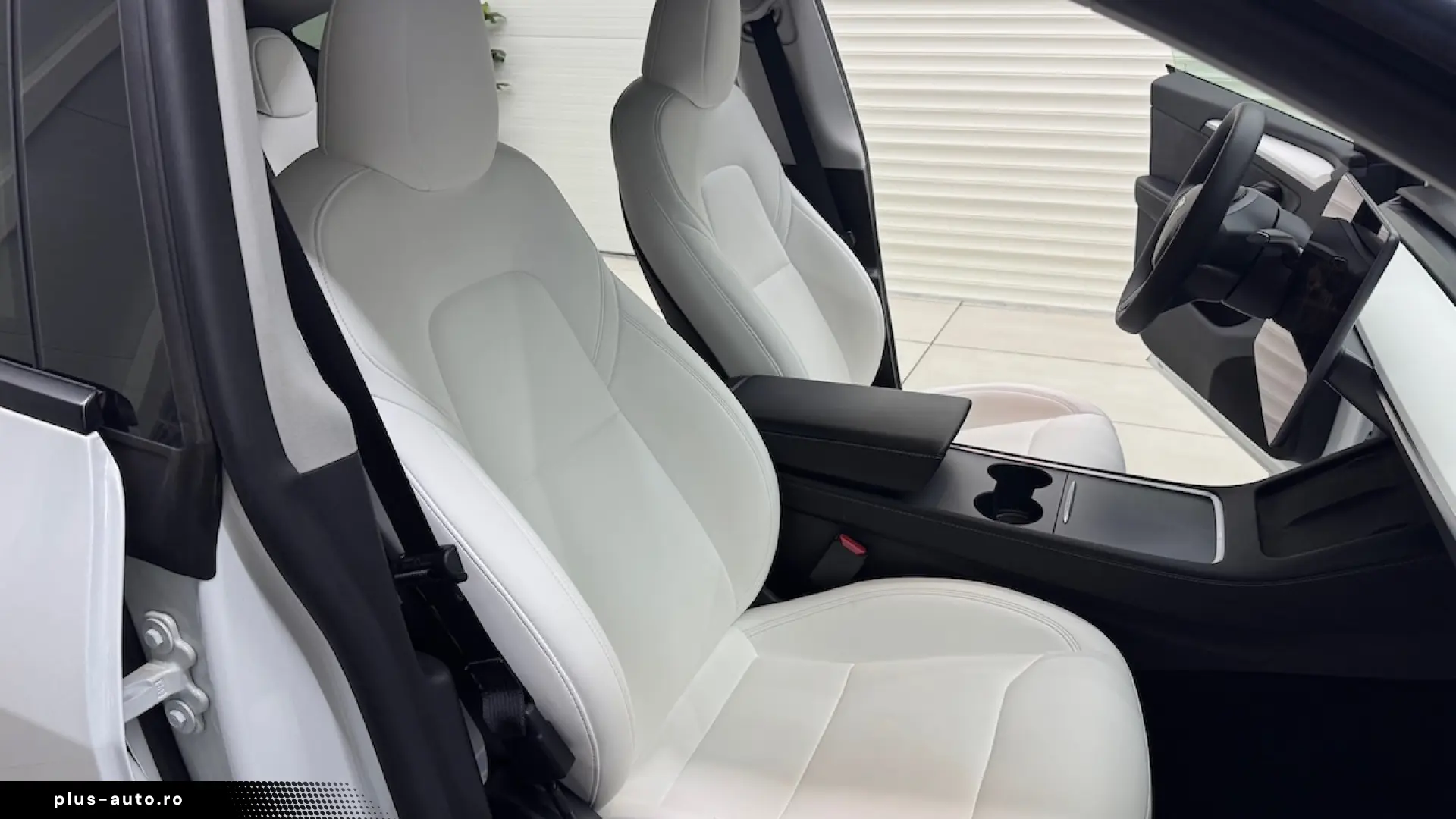 Tesla Model Y Long Range Dual Motor