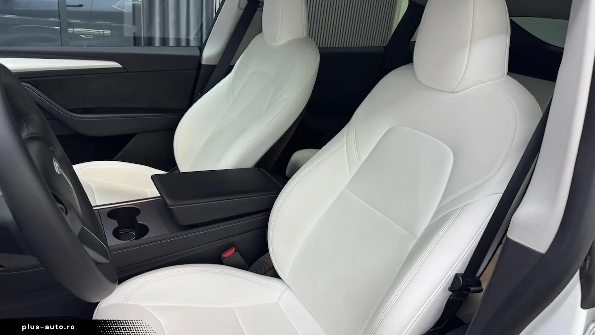 Tesla Model Y Long Range Dual Motor