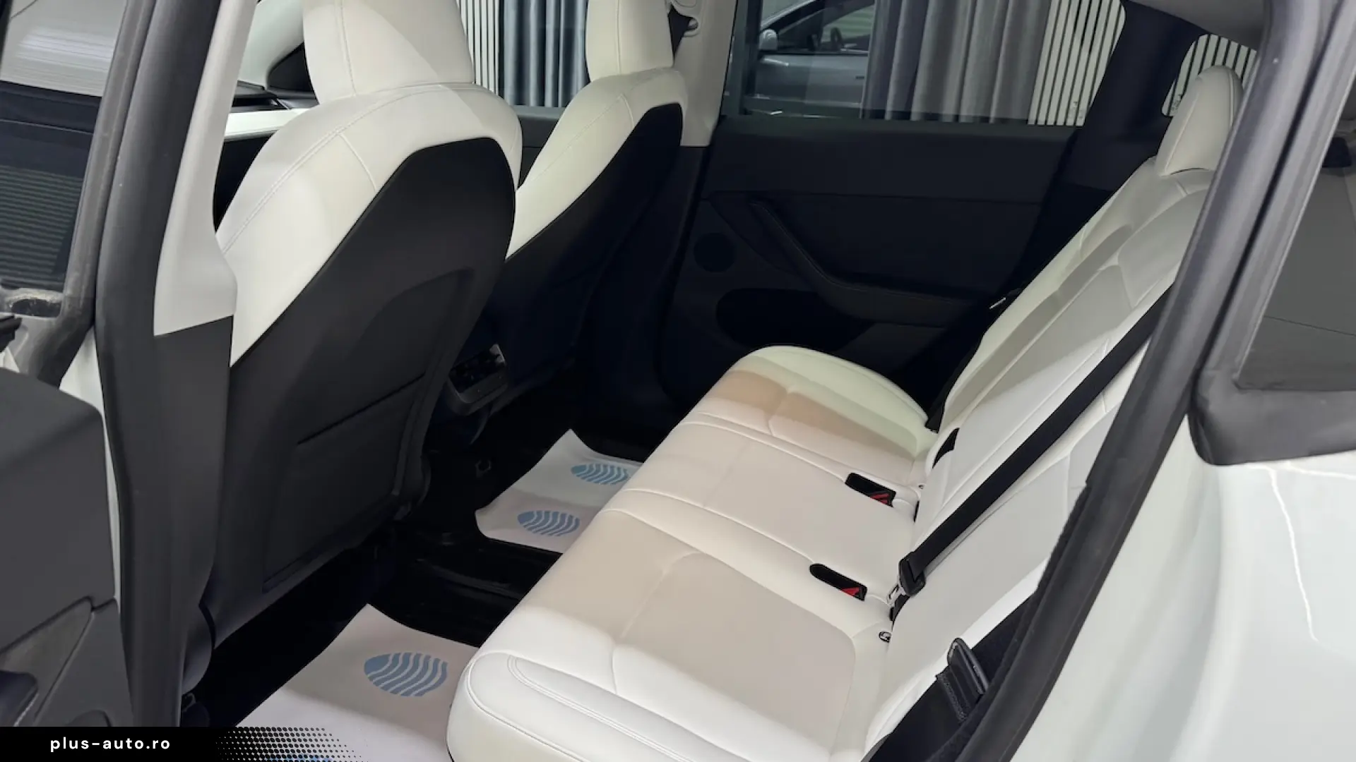 Tesla Model Y Long Range Dual Motor