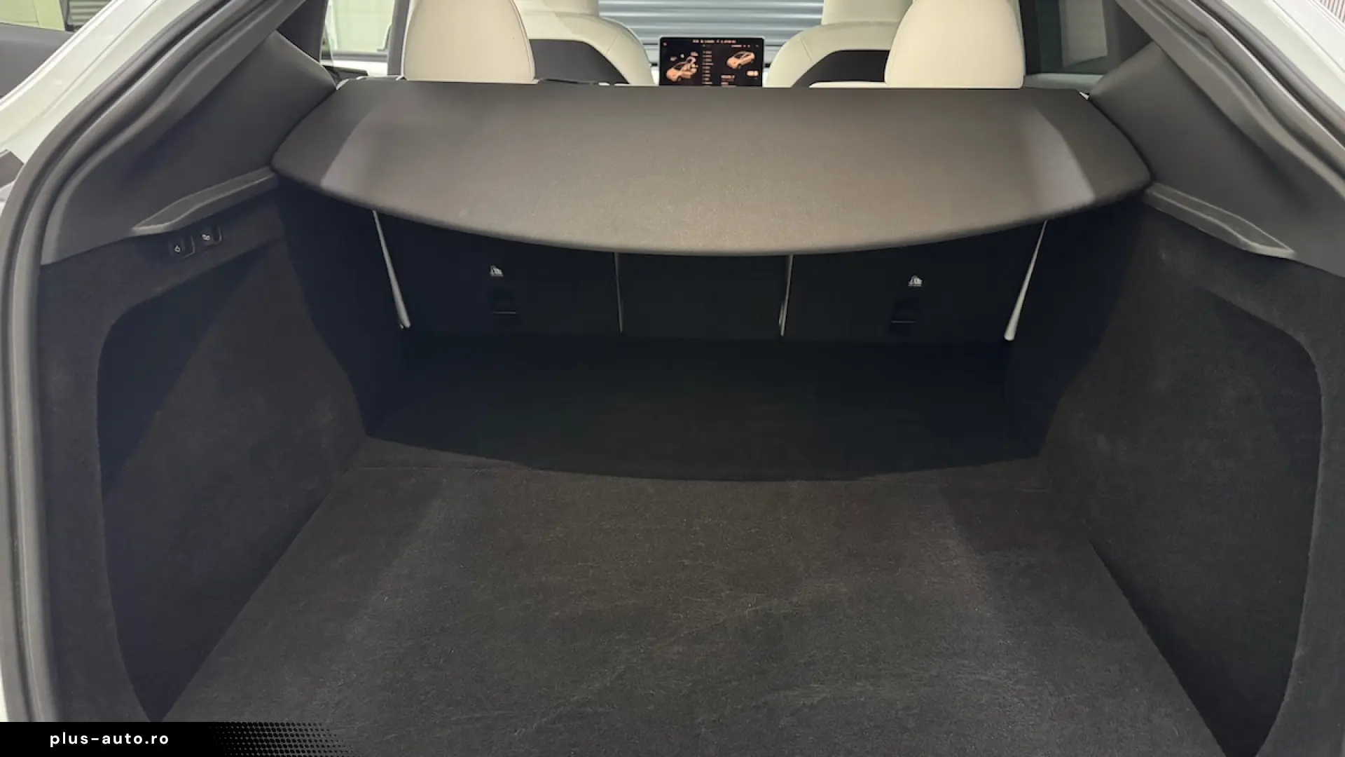 Tesla Model Y Long Range Dual Motor