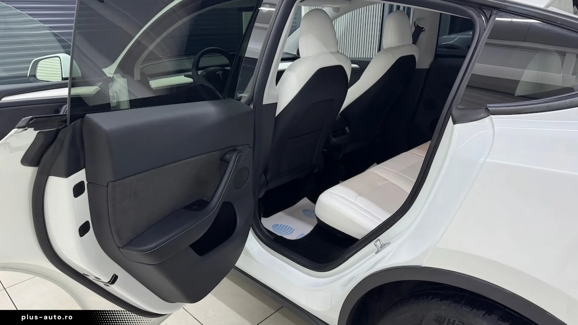 Tesla Model Y Long Range Dual Motor