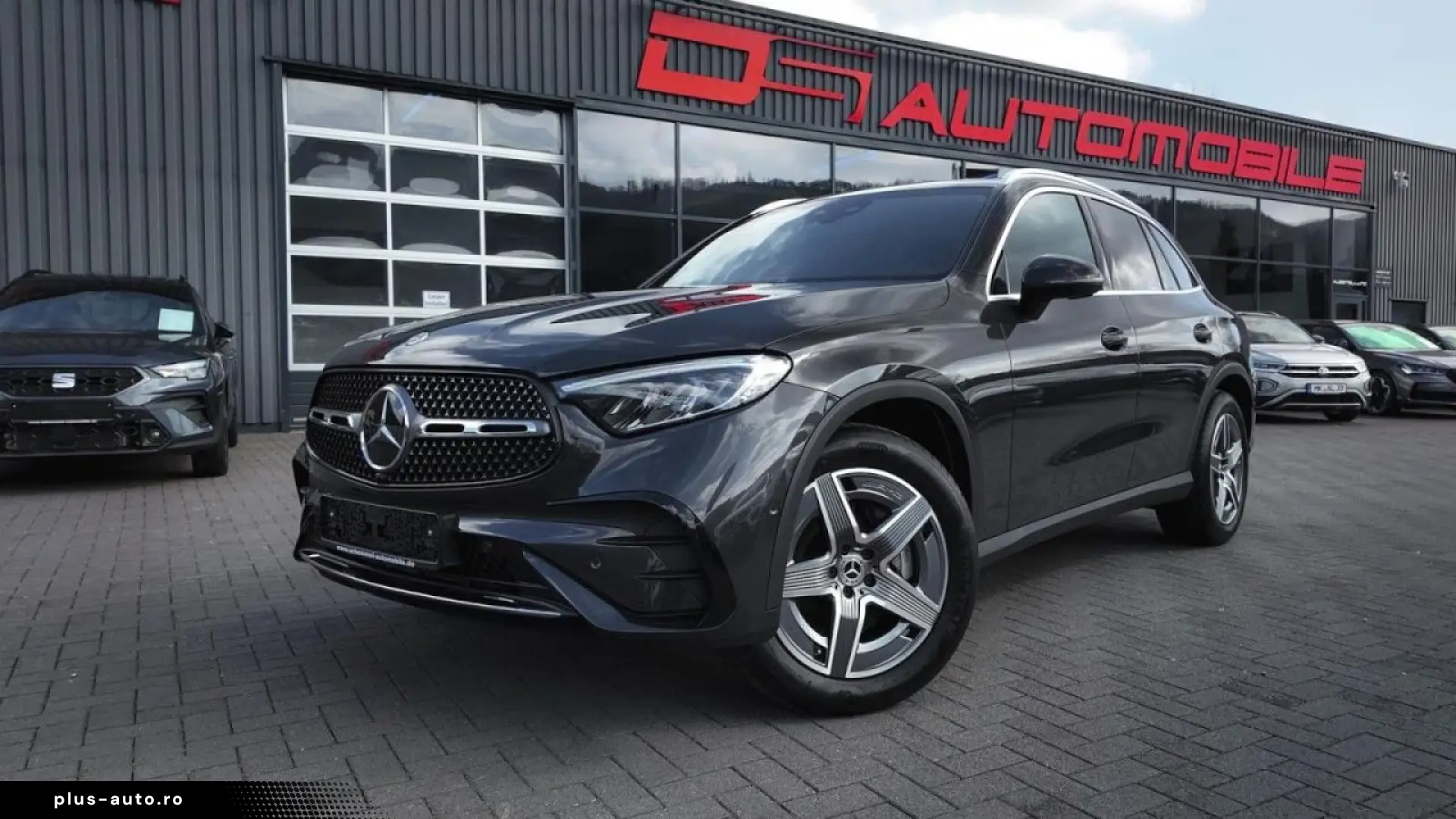 Mercedes-Benz GLC 300 d 4MATIC   AMG LINE • ADVANCED PLUS