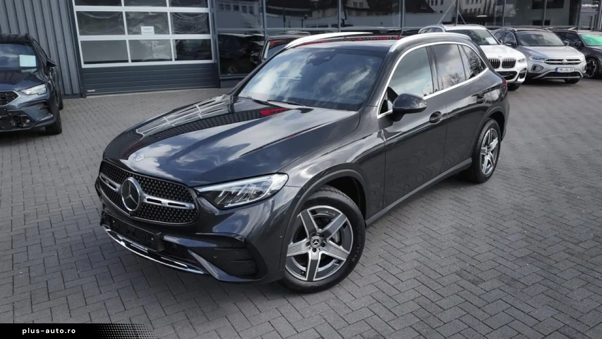 Mercedes-Benz GLC 300 d 4MATIC   AMG LINE • ADVANCED PLUS