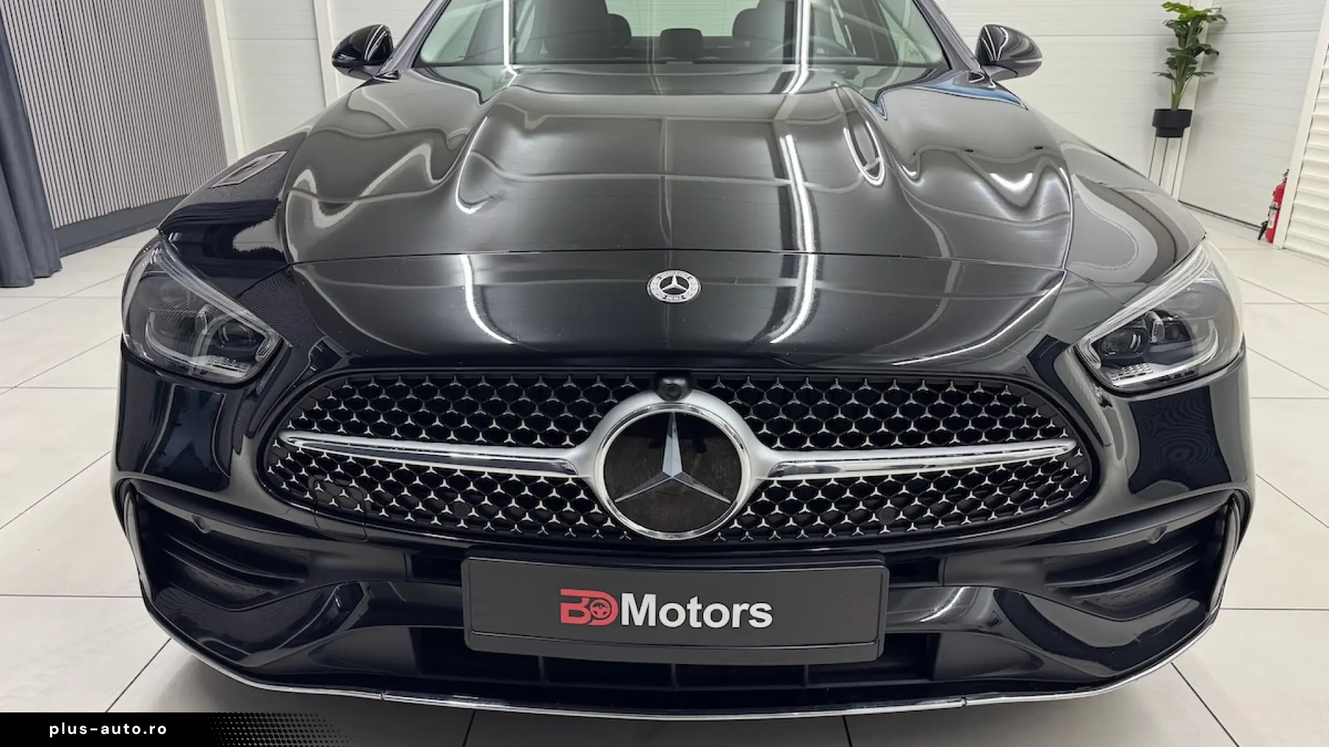 Mercedes-Benz C 300e Plug-in Hybrid AMG Line