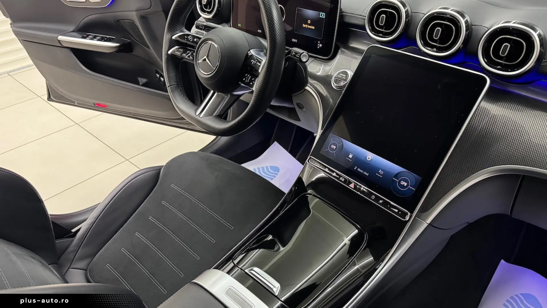 Mercedes-Benz C 300e Plug-in Hybrid AMG Line