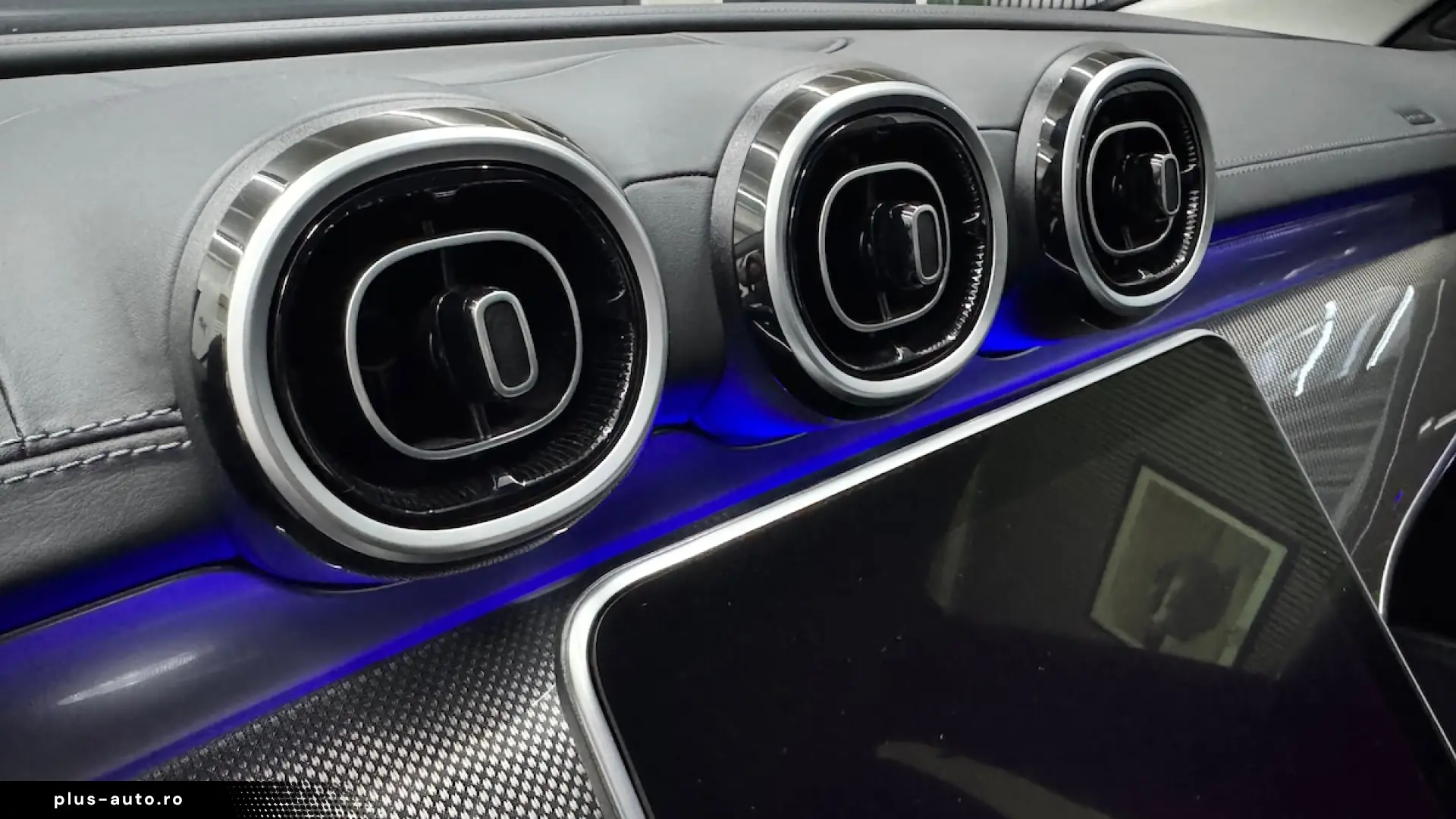 Mercedes-Benz C 300e Plug-in Hybrid AMG Line
