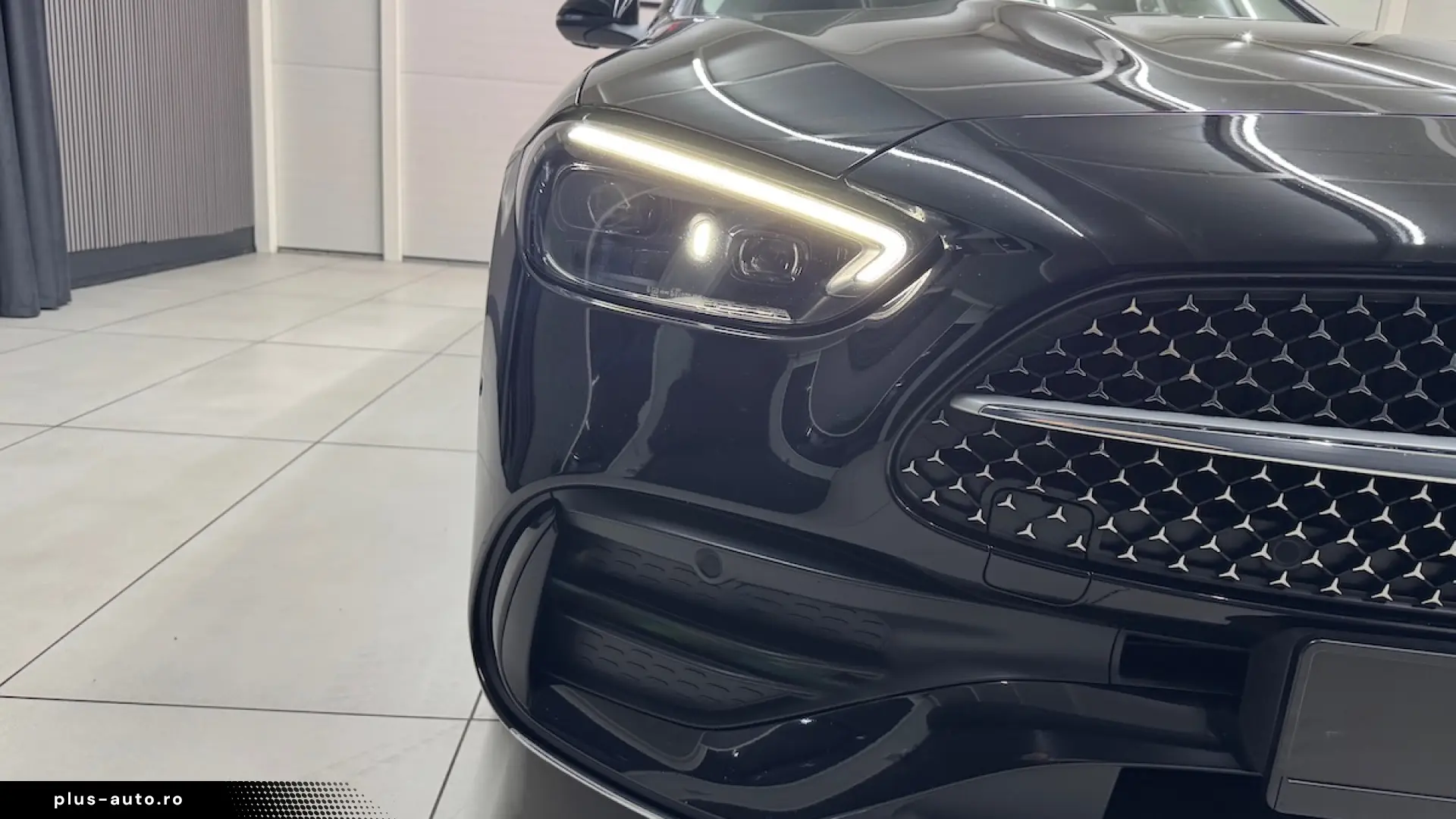 Mercedes-Benz C 300e Plug-in Hybrid AMG Line