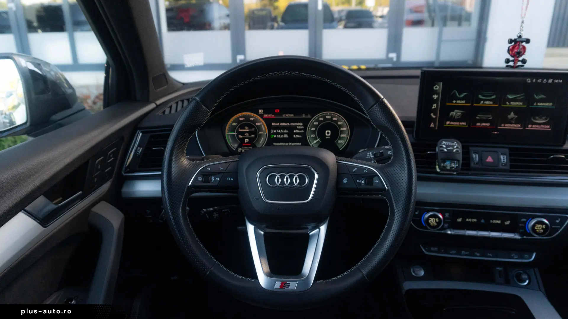Audi Q5 55 e-TFSI Quattro S Line - PHEV
