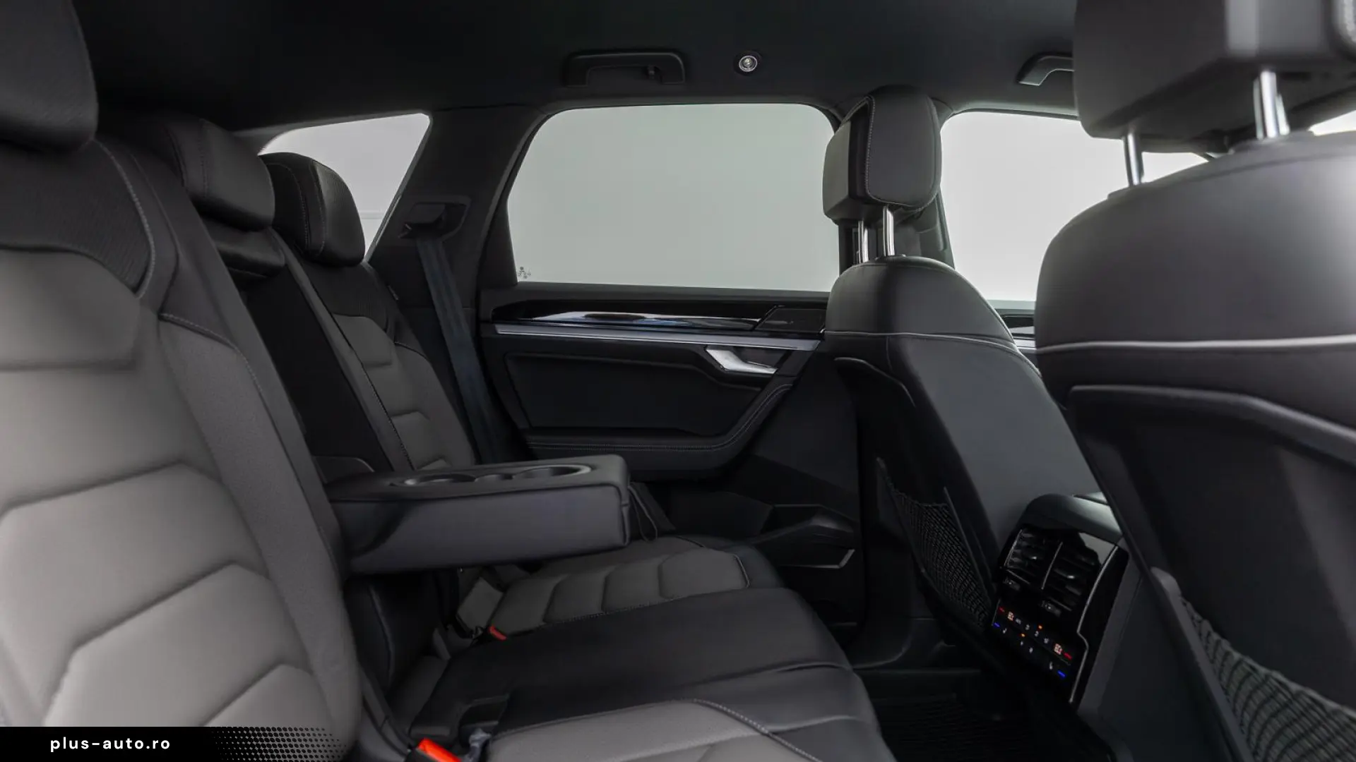 Volkswagen Touareg 3.0 TFSI V6 R Line