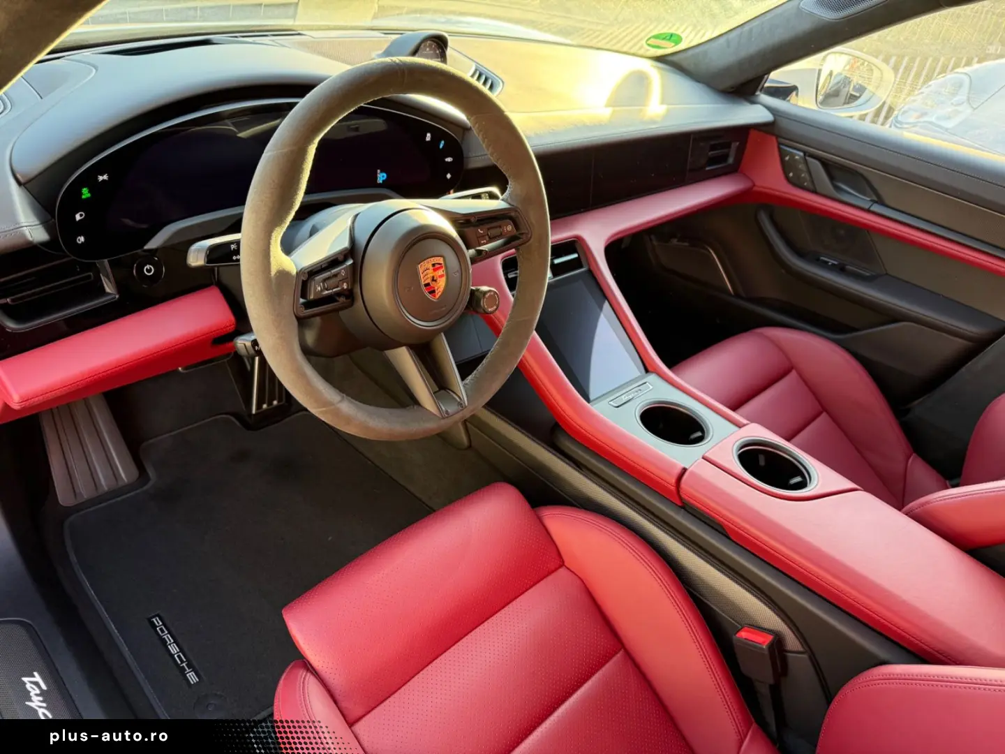 PORSCHE TAYCAN TURBO S  EXCLUSIVE