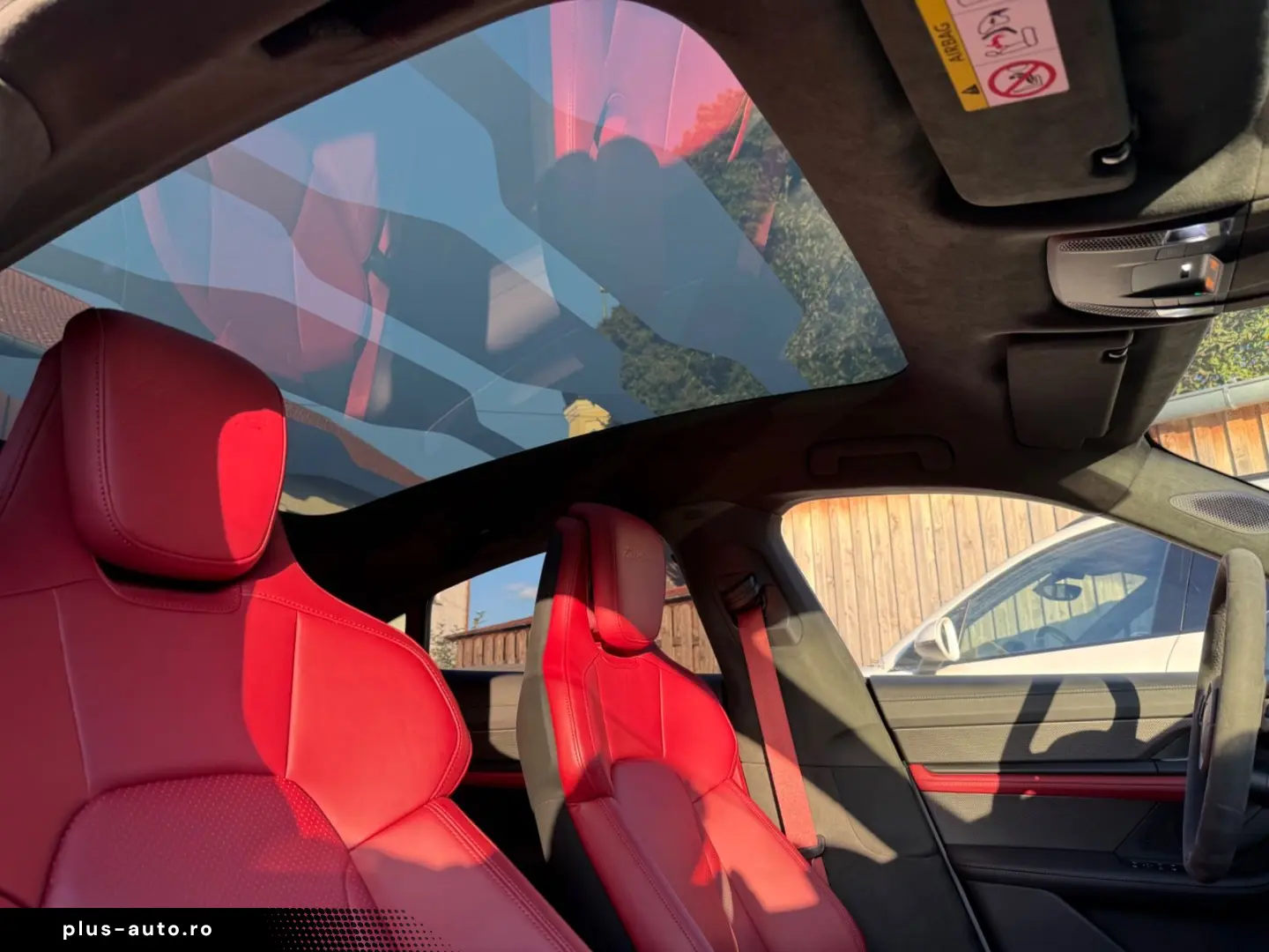 PORSCHE TAYCAN TURBO S  EXCLUSIVE