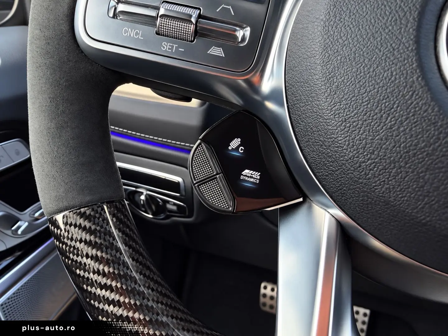 MERCEDES-AMG G 63_CARBON
