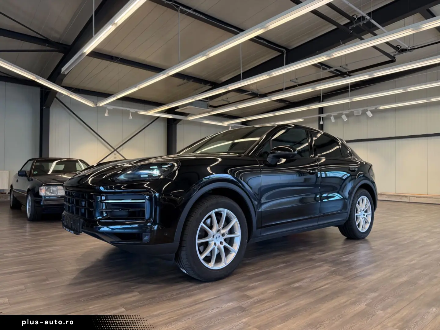 PORSCHE Cayenne Coupe_Bose_ACC_HUD