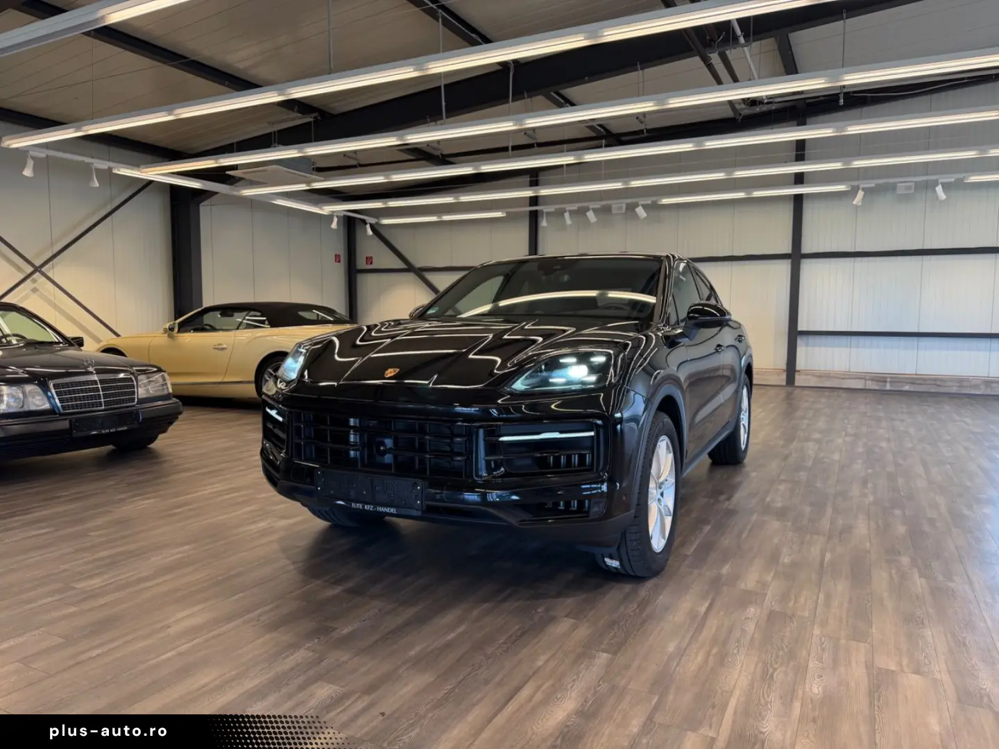 PORSCHE Cayenne Coupe_Bose_ACC_HUD
