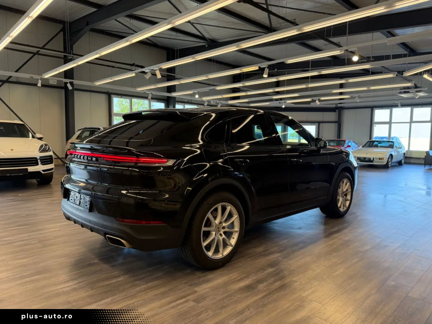 PORSCHE Cayenne Coupe_Bose_ACC_HUD