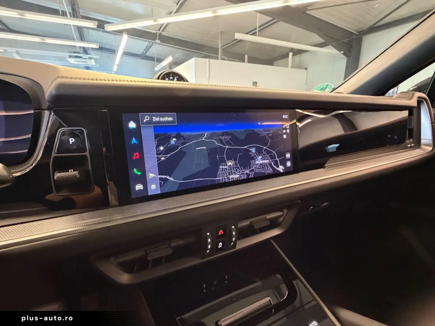 PORSCHE Cayenne Coupe_Bose_ACC_HUD