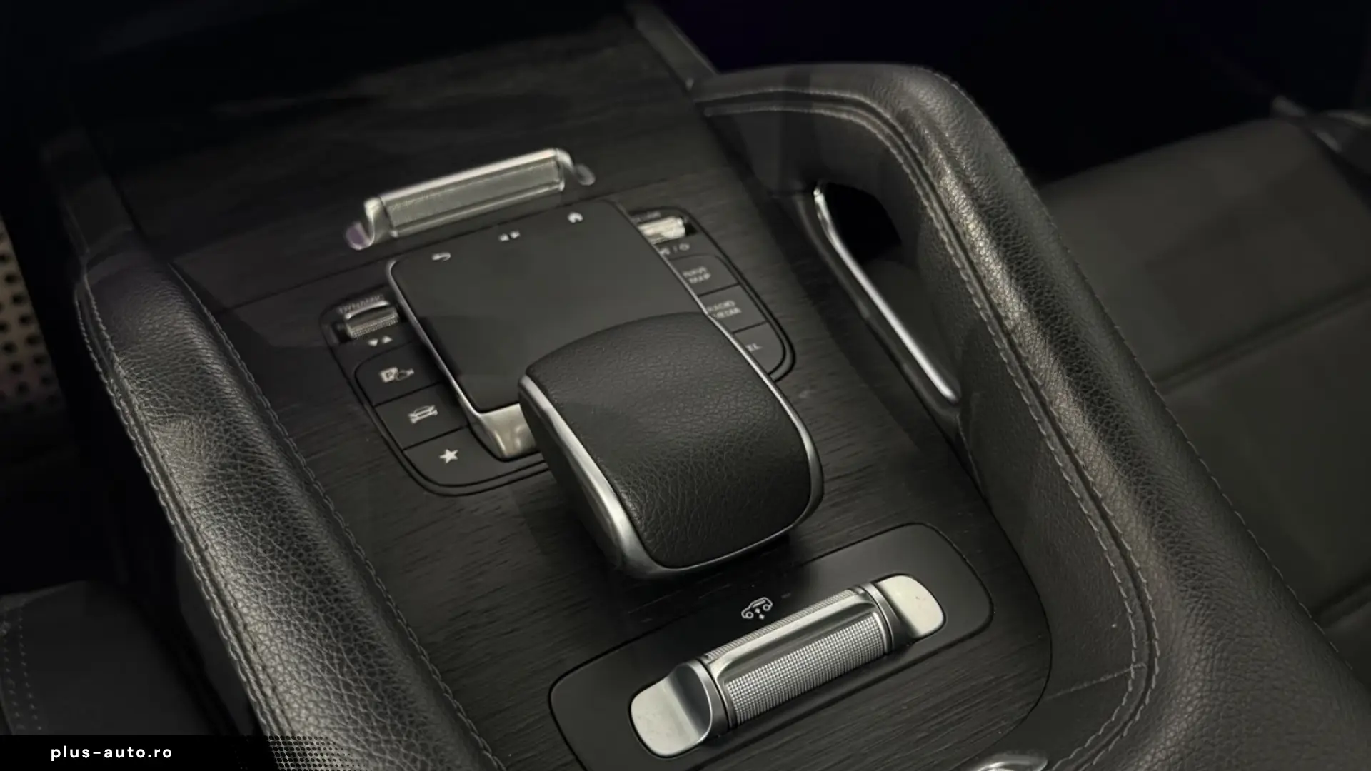 Mercedes-Benz GLE 350 de 4MATIC   AMG LINE • PHEV
