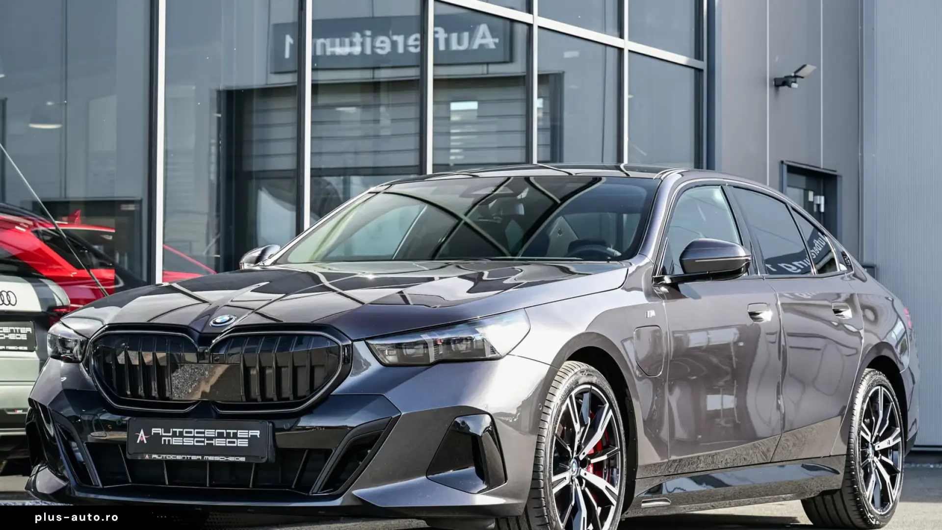 BMW 550e xDrive G60   M SPORT PRO B&W PANO HUD 360