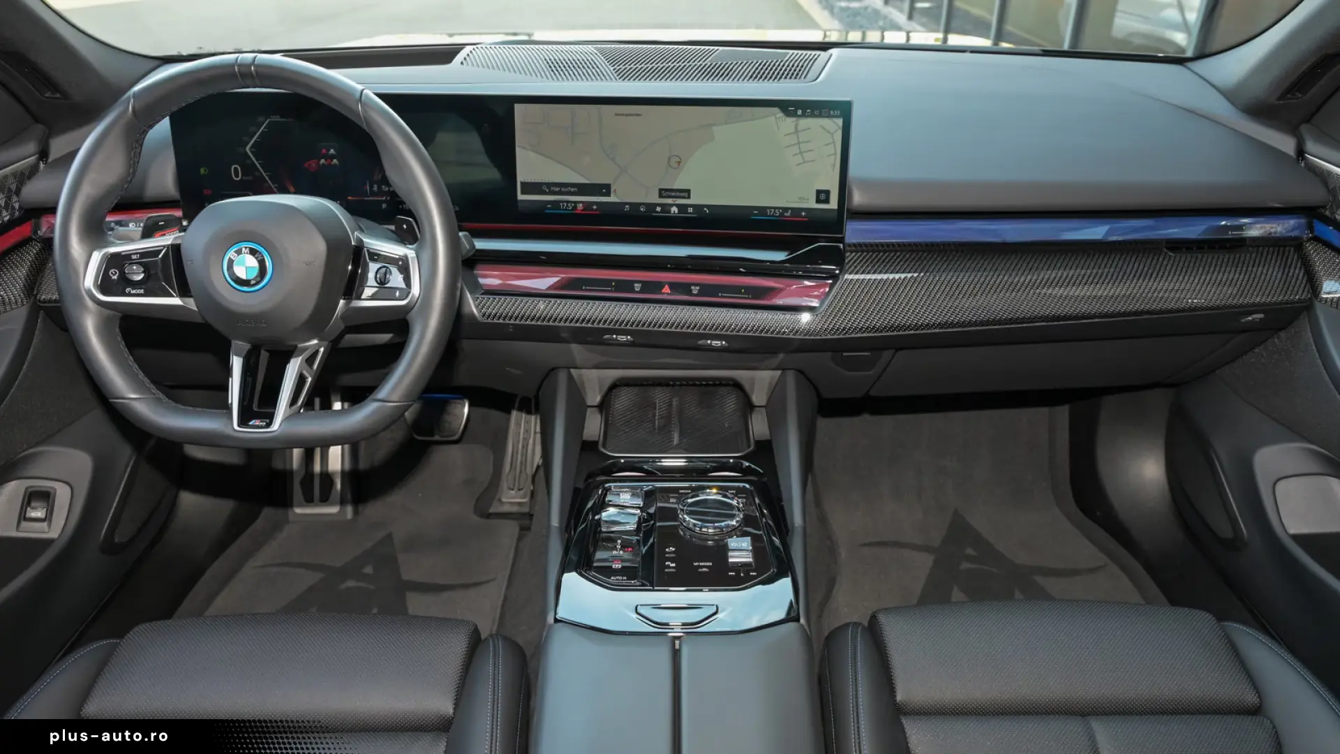 BMW 550e xDrive G60   M SPORT PRO B&W PANO HUD 360