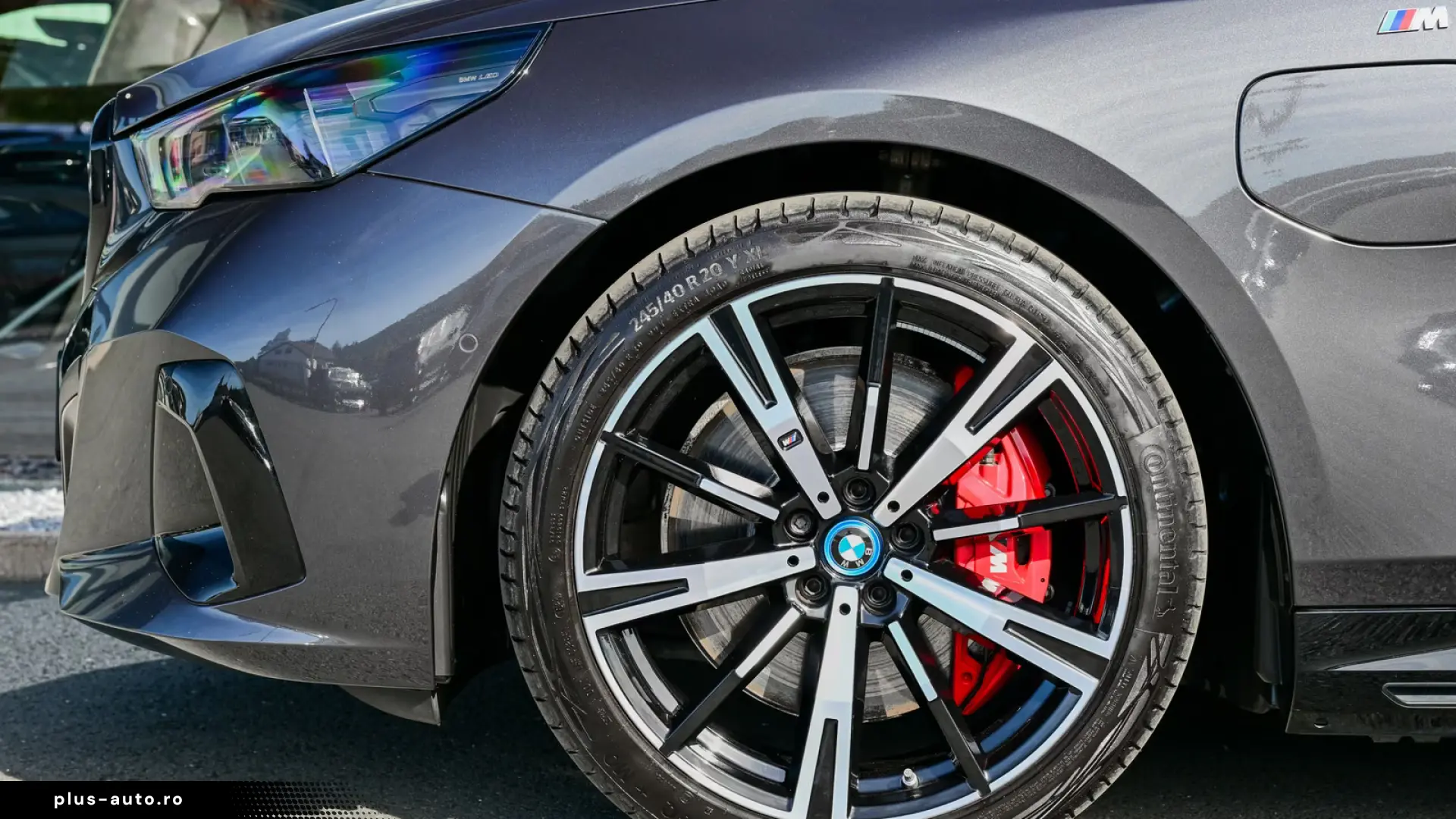BMW 550e xDrive G60   M SPORT PRO B&W PANO HUD 360