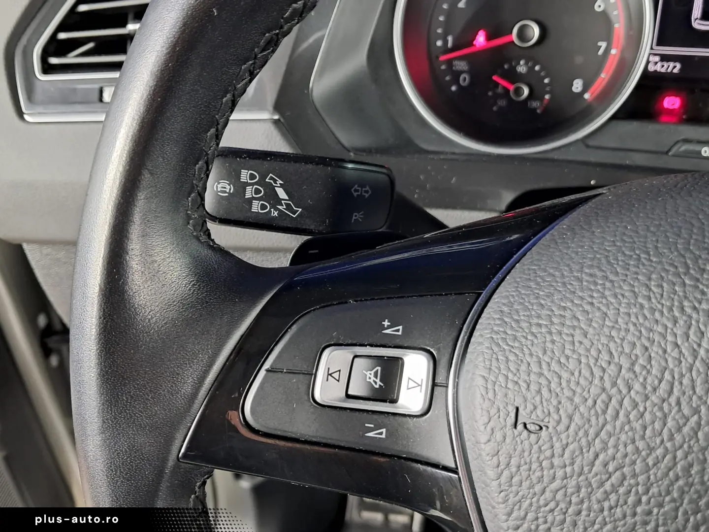 VOLKSWAGEN TIGUAN TRENDLINE 1.5TSI ACT DSG 150CP 2020