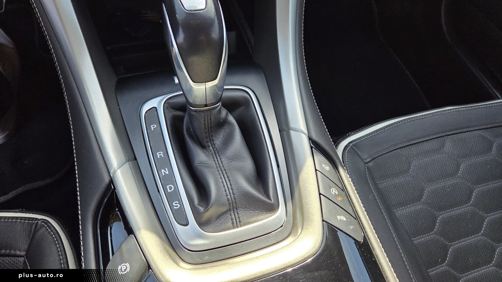 Ford Mondeo Vignale 2.0 TDCi 180 CP AWD – POWERSHIFT