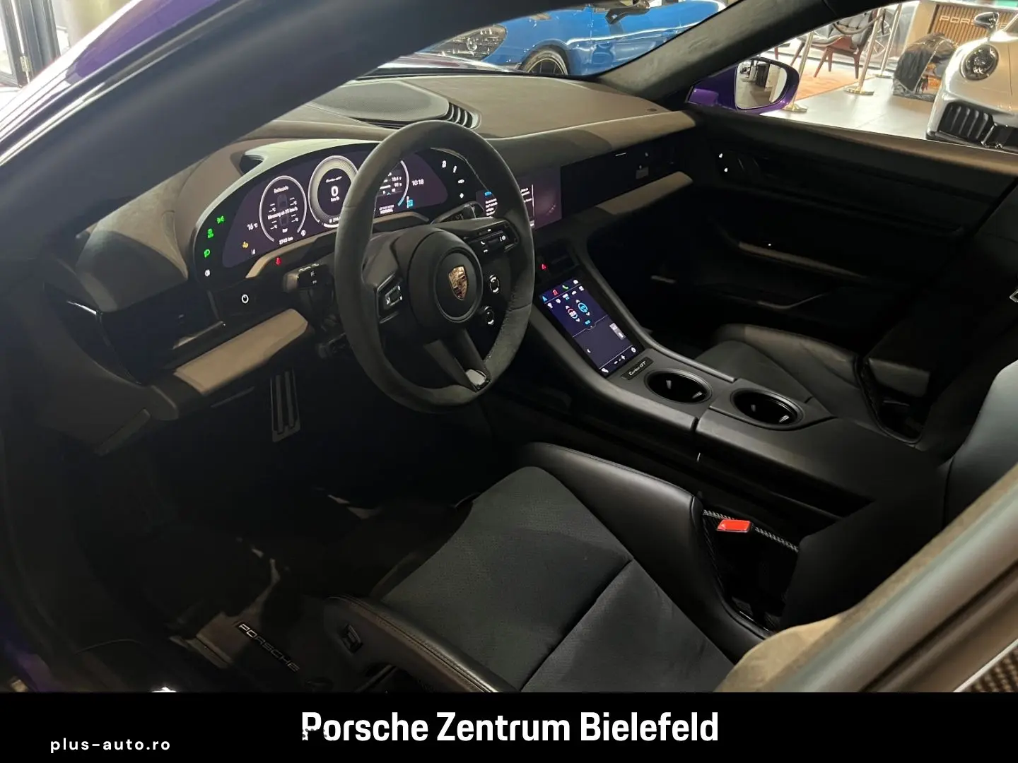 PORSCHE Taycan Turbo GT mit Weissach-Paket Purplesky LED