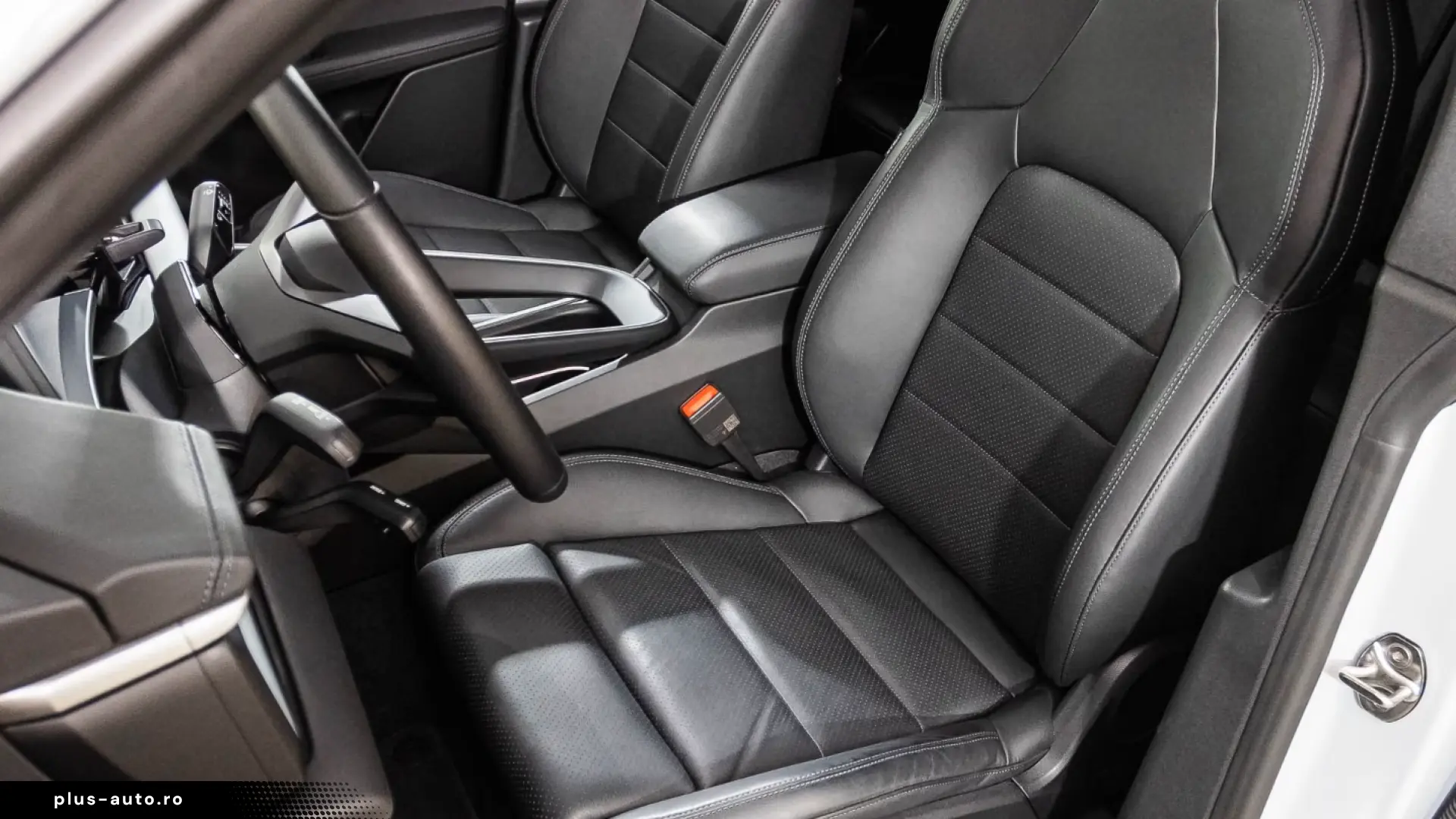 Porsche Macan 4 Abstandstempomat LED-Matrix