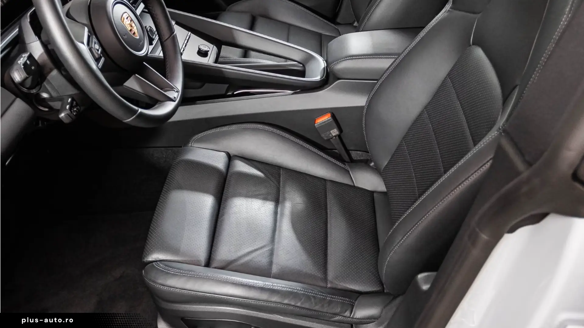 Porsche Macan 4 Abstandstempomat LED-Matrix