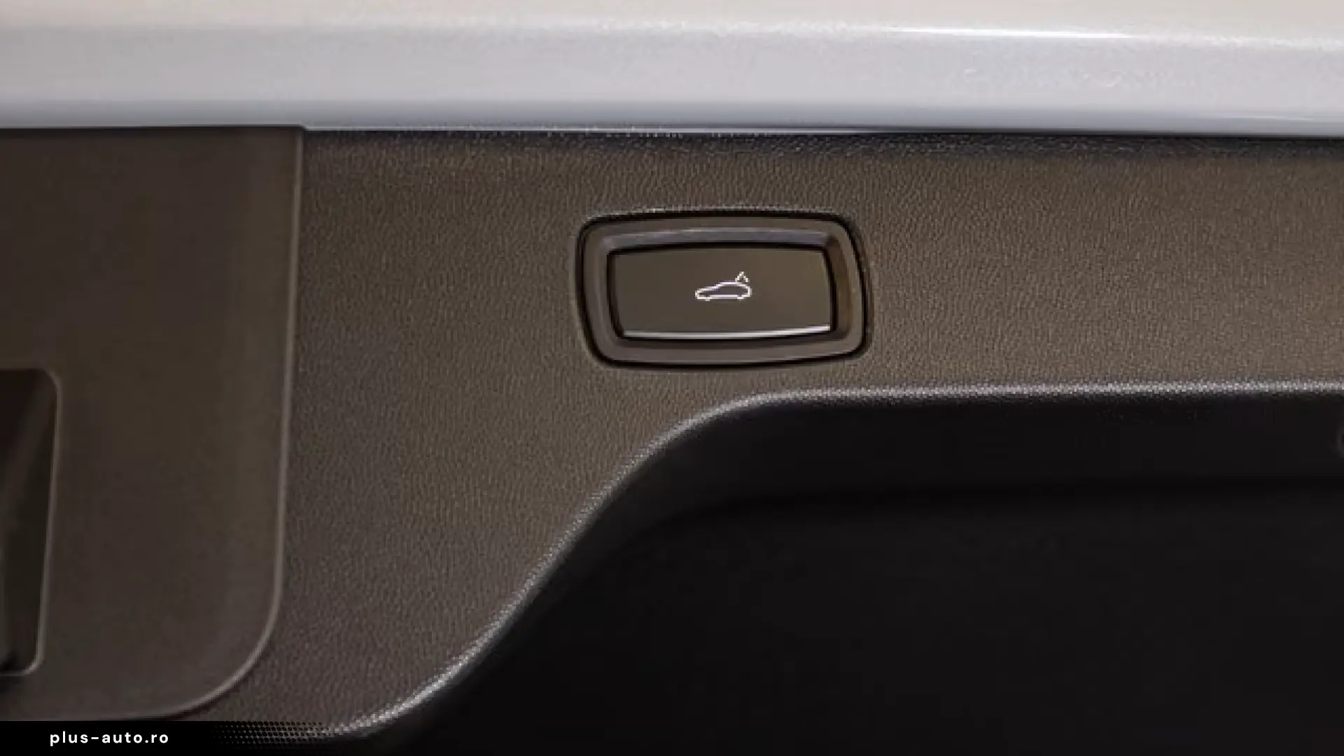 Porsche Macan 4 Abstandstempomat LED-Matrix