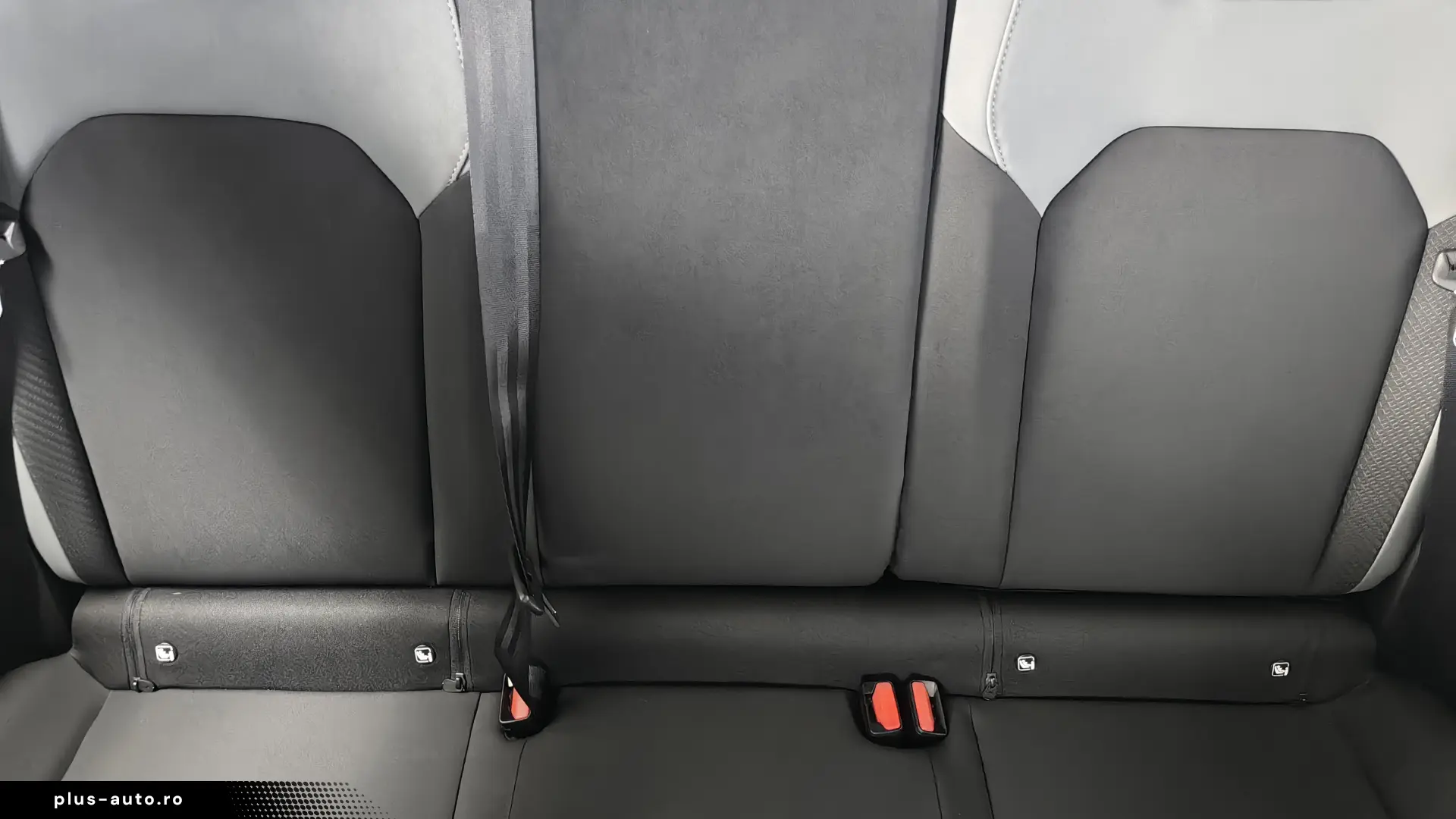 Duster Extreme Hybrid 155 CP Automată   Cold Pack 2   Cameră