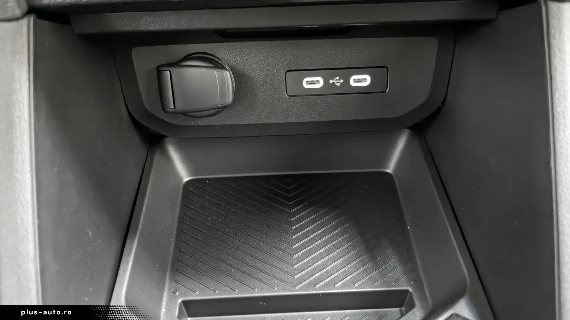 Duster Extreme Hybrid 155 CP Automată   Cold Pack 2   Cameră
